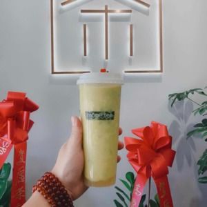 Meet your Posher, Charlie